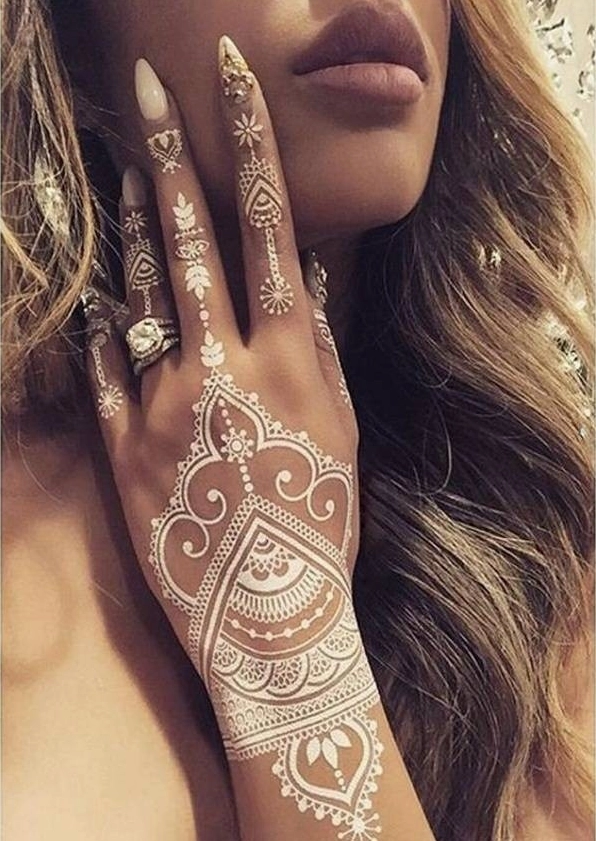 20 mẫu hình xăm henna cực đẹp làm duyên cho các bạn gái