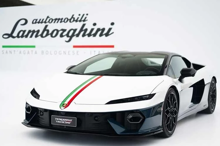 Lamborghini Temerario Tricolore - siêu xe độc bản
