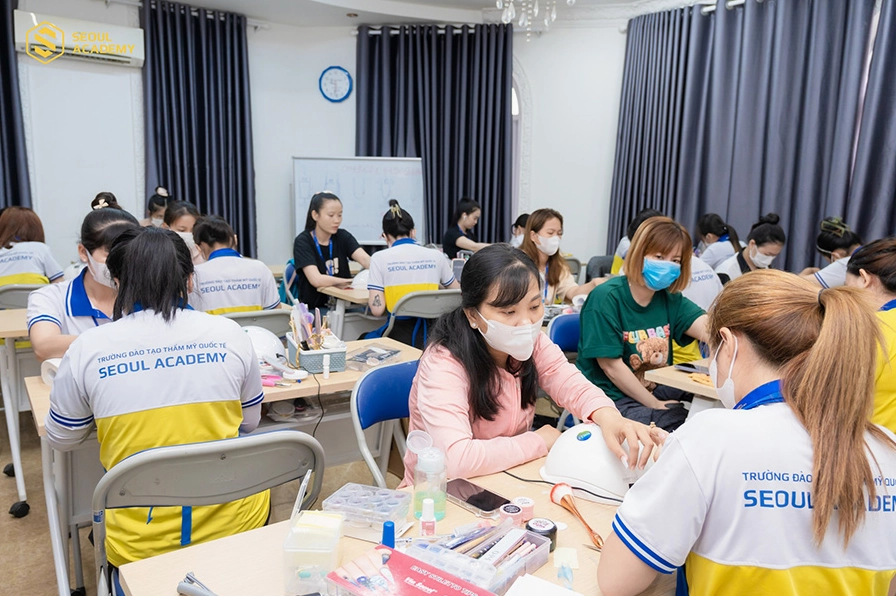 Seoul Academy Nail Art