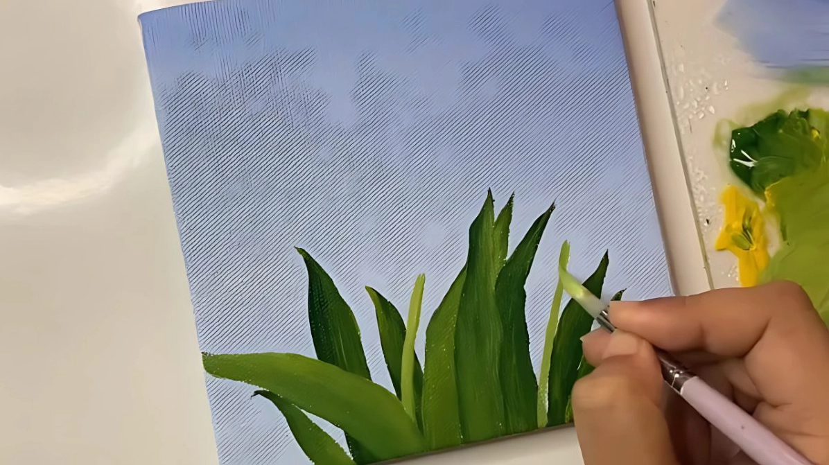 Vẽ hoa tulip bằng màu nước - bước 2