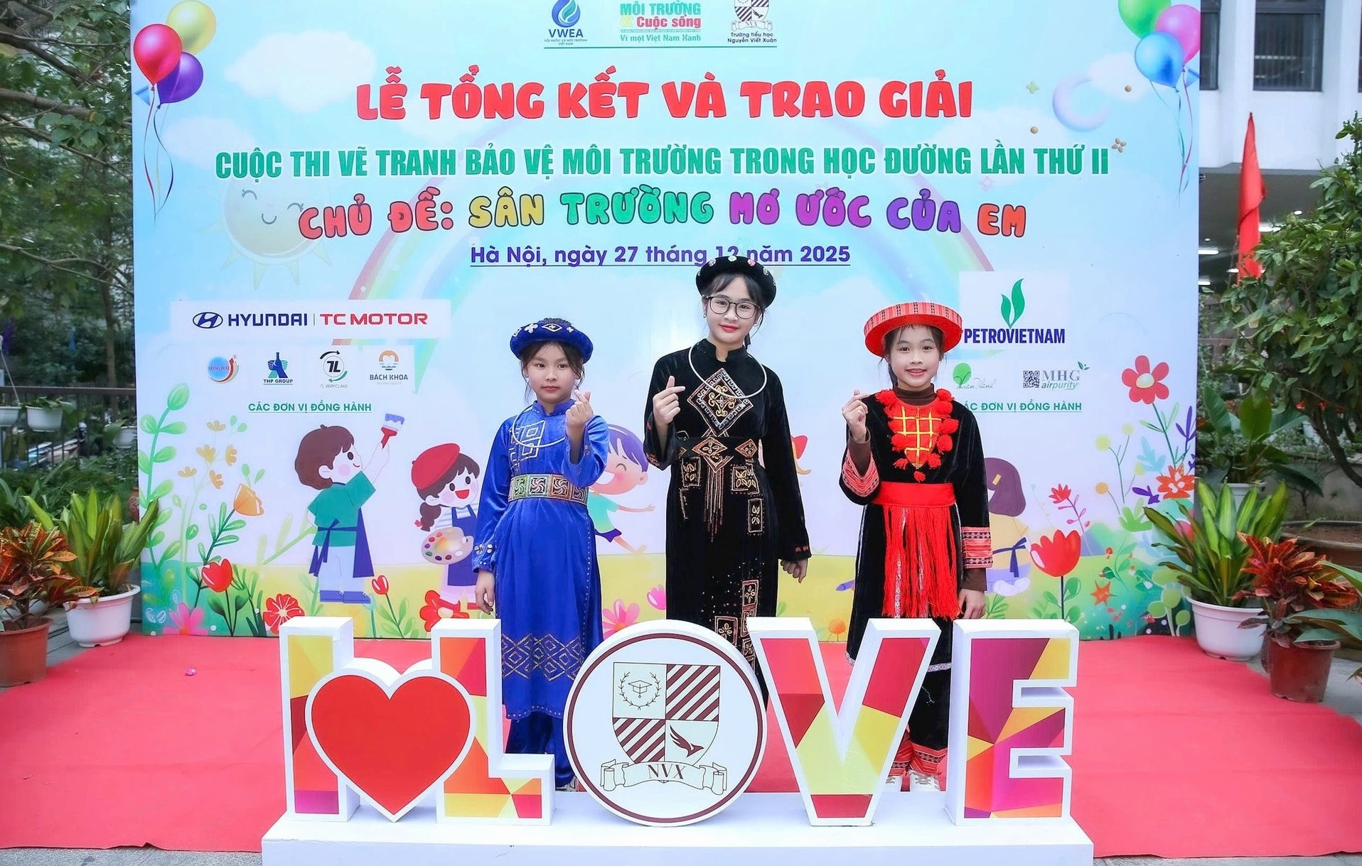 Một sân trường mơ ước với các hoạt động văn hóa và cộng đồng