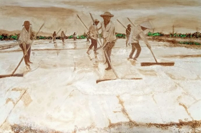 Trẻ em đang học vẽ bản đồ Việt Nam