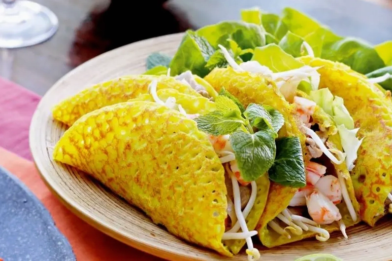 Phác thảo khuôn mặt mèo với đường hướng dẫn